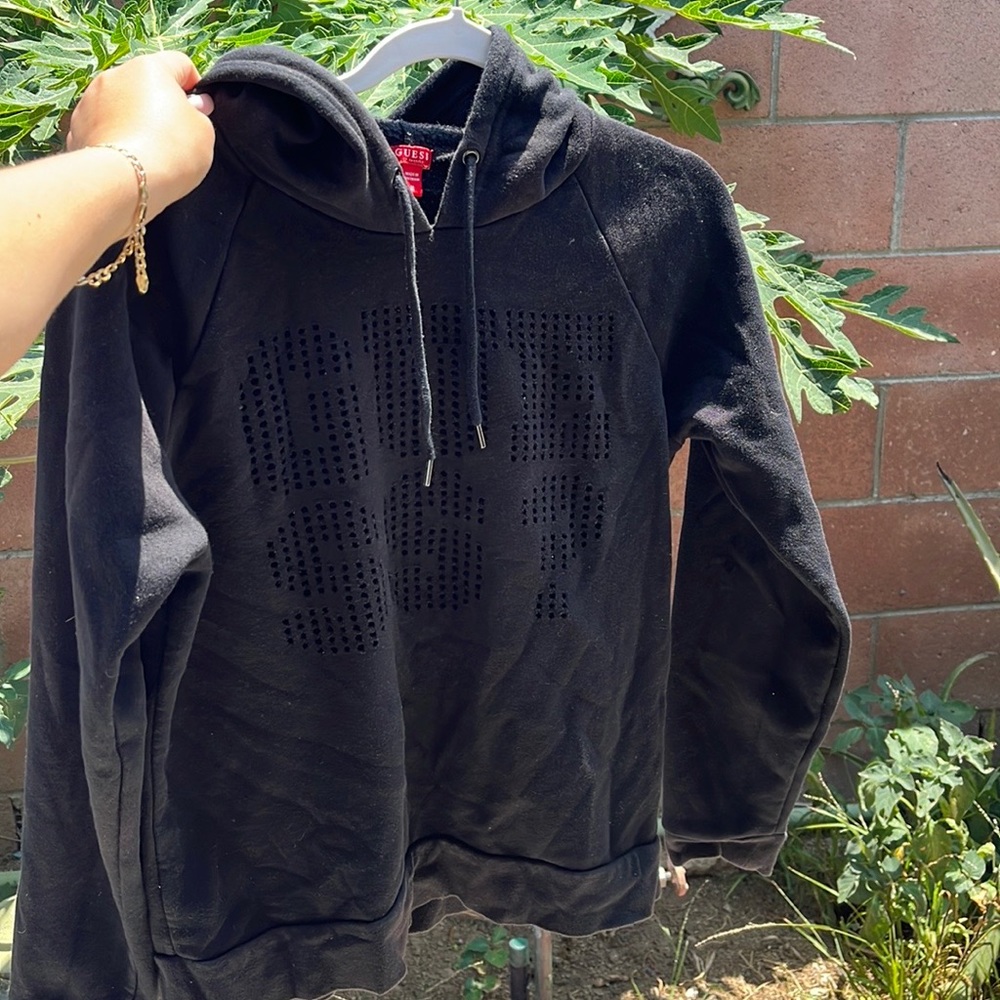 Guess sweater